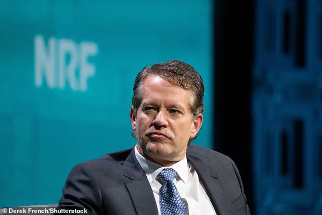 Walmart's Workforce Expansion Amid AI-Driven Strategy: Balancing Jobs and Innovation