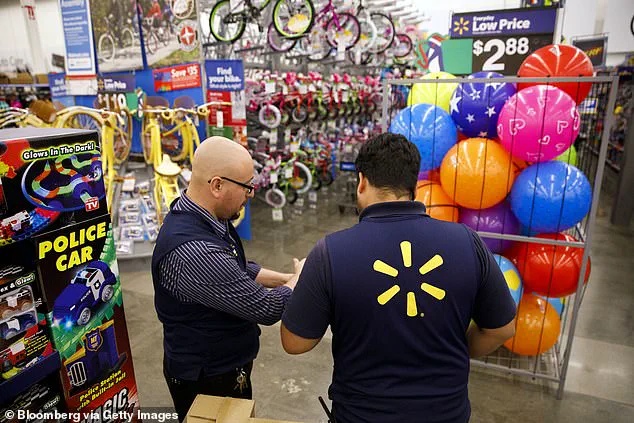 Walmart's Workforce Expansion Amid AI-Driven Strategy: Balancing Jobs and Innovation