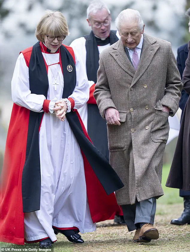 Monarchy's Electric Car Choice Signals UK's Green Policy Shift