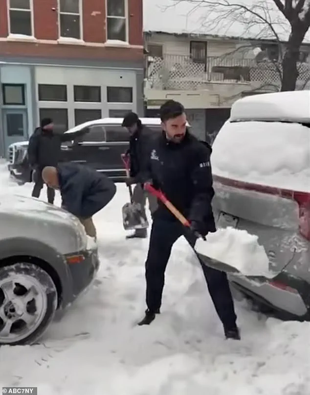 Winter Storm Fern Buries New York in Record-Breaking Snowfall, Leaving at Least 25 Dead
