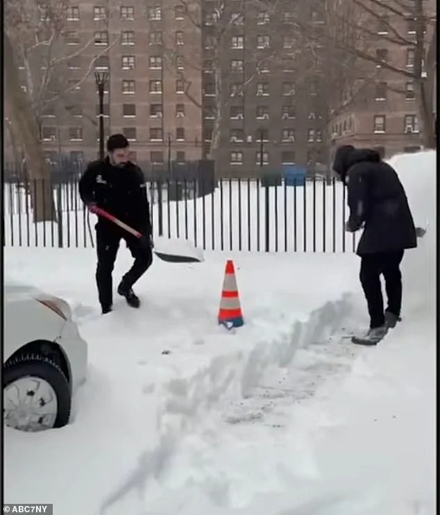 Winter Storm Fern Buries New York in Record-Breaking Snowfall, Leaving at Least 25 Dead