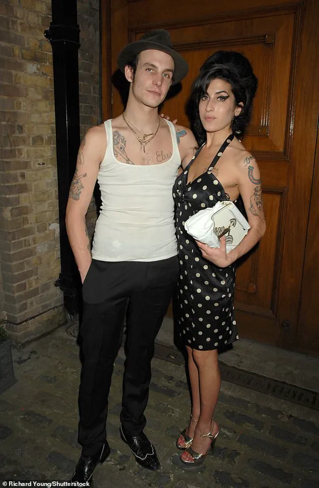 Unexplained Death of Sarah Aspin: Ties to Amy Winehouse and Blake Fielder-Civil