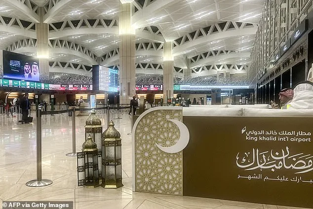 Super-Rich Flee Middle East Paying Up to £260,000 to Escape Iranian Attacks, as Saudi Arabia Becomes Key Exit Point