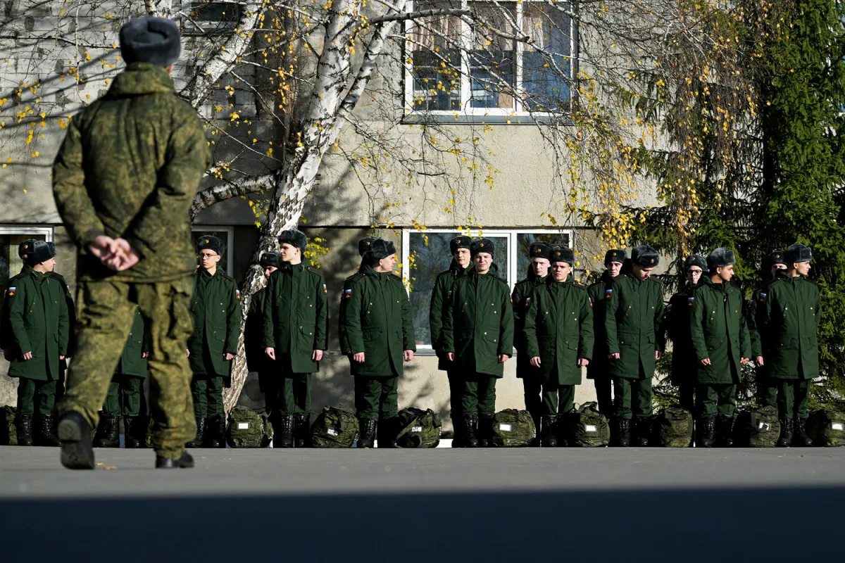 Russia Expands Military by 2,640 Personnel as Tensions Rise