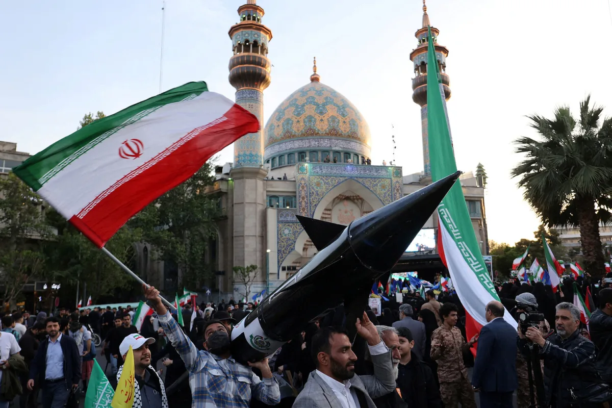 Iranian IRGC Launches Missile Strikes Against Israel and U.S. Amid Leadership Shift