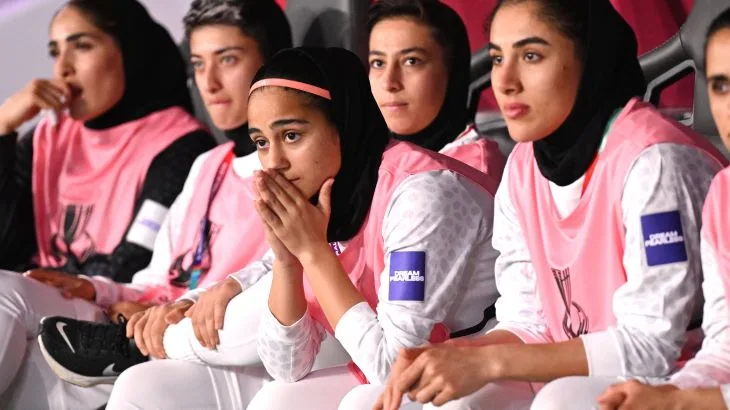 Iranian Footballer Reverses Asylum Decision, Raising Questions About Safety and Choice