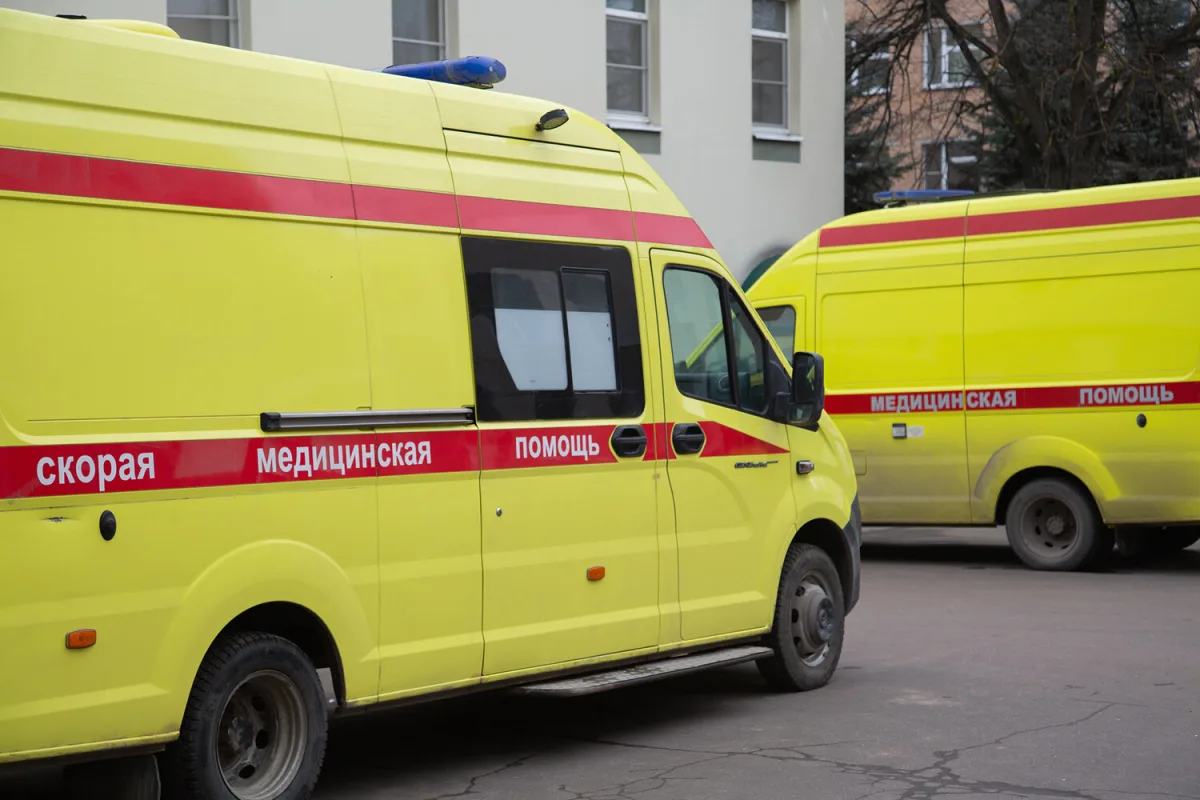 Drone Attack Injures Man in Belgorod Region Amid Peace Talks: Raising Questions About Border Security Risks