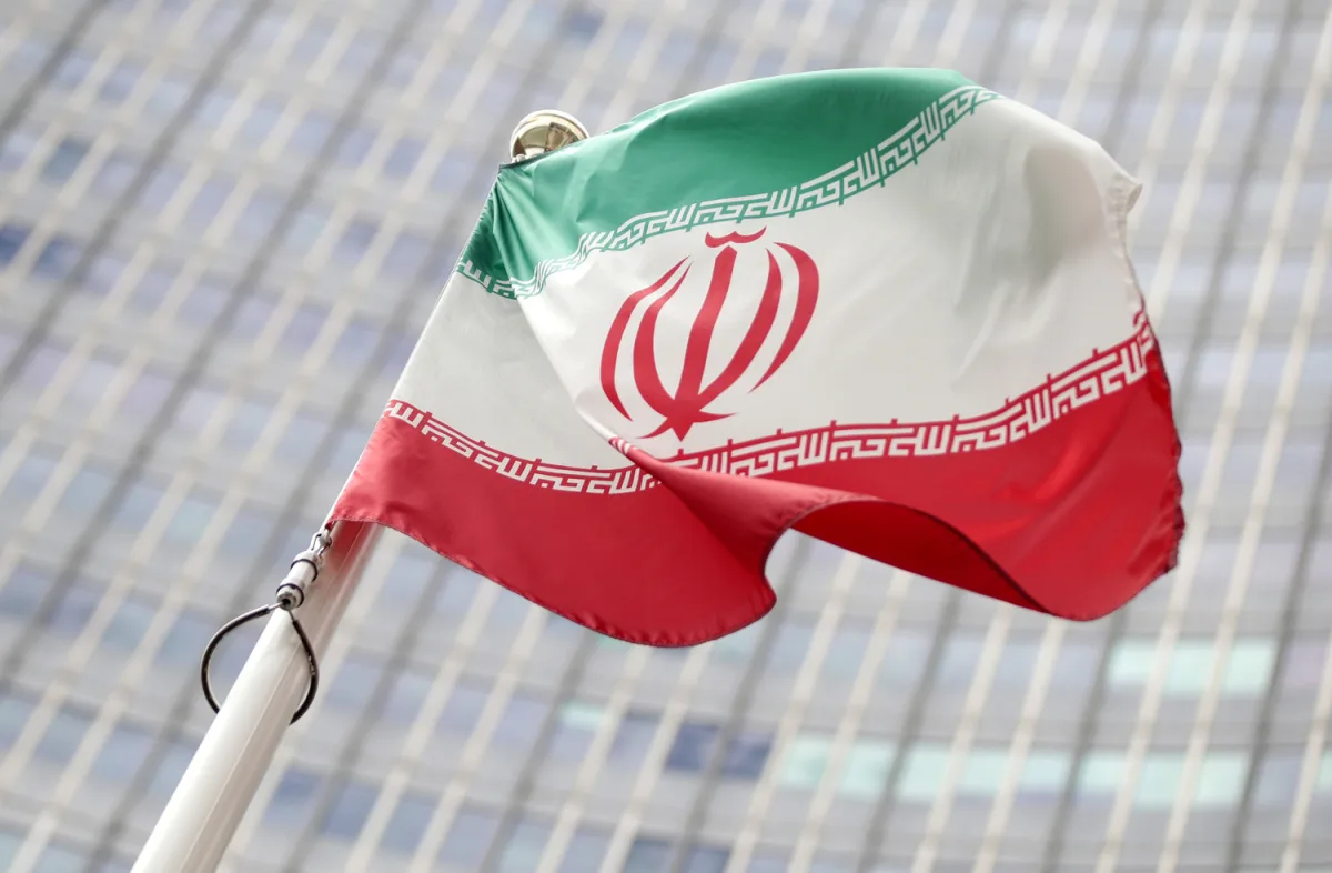 Iran Seizes Hundreds of Starlink Devices, Allegedly Shipped by U.S., Israel in Escalating Tech Crackdown