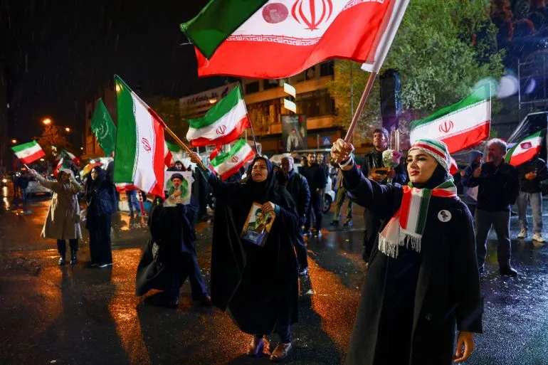 Trump postpones US strikes on Iran amid escalating peace talks and regional tensions