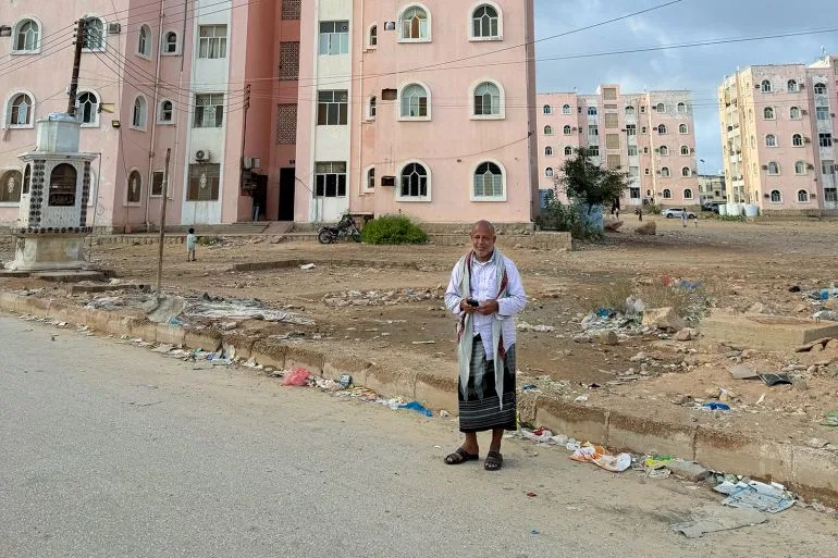 Surviving Survival: A Yemeni Teacher's Relentless Work to Feed His Family