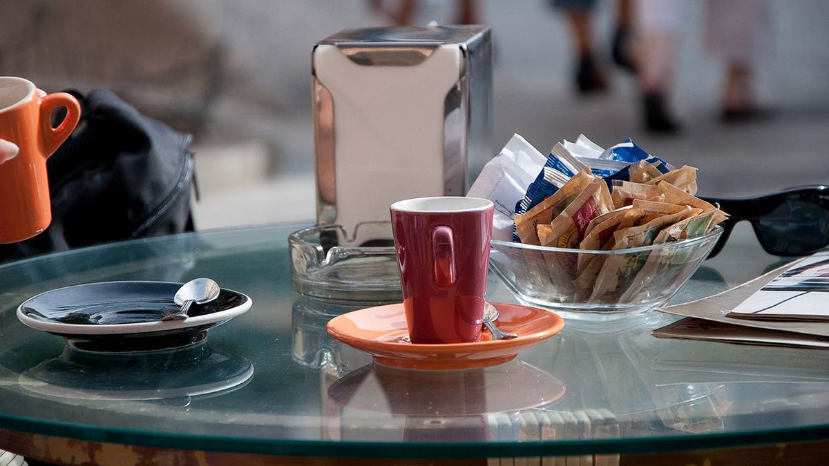 Sweeteners' Long Reach: Study Uncovers Surprising Genetic Effects