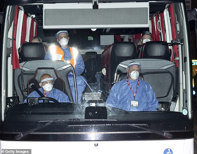 UK Quarantine Begins for 22 Hantavirus-Evacuated Cruise Ship Passengers